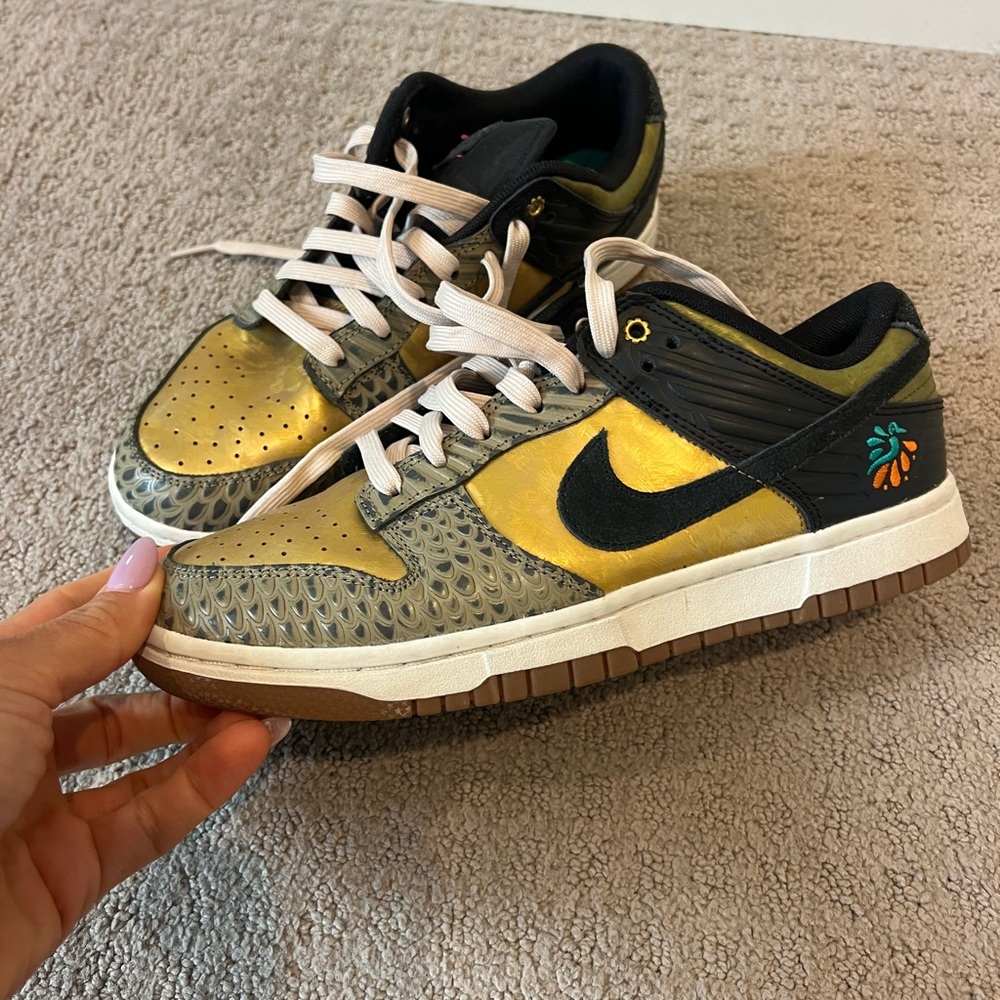 Women’s Nike Dunk Low “Dia De Muertos” Limited Edition Release
